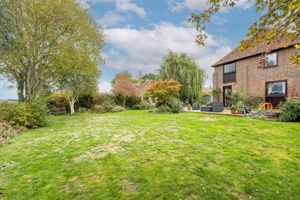 Photo 11- click for photo gallery